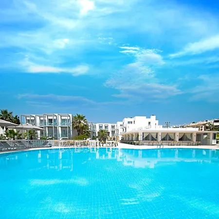 Charm Beach 4* Bodrum