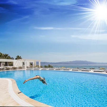 Отель Charm Beach